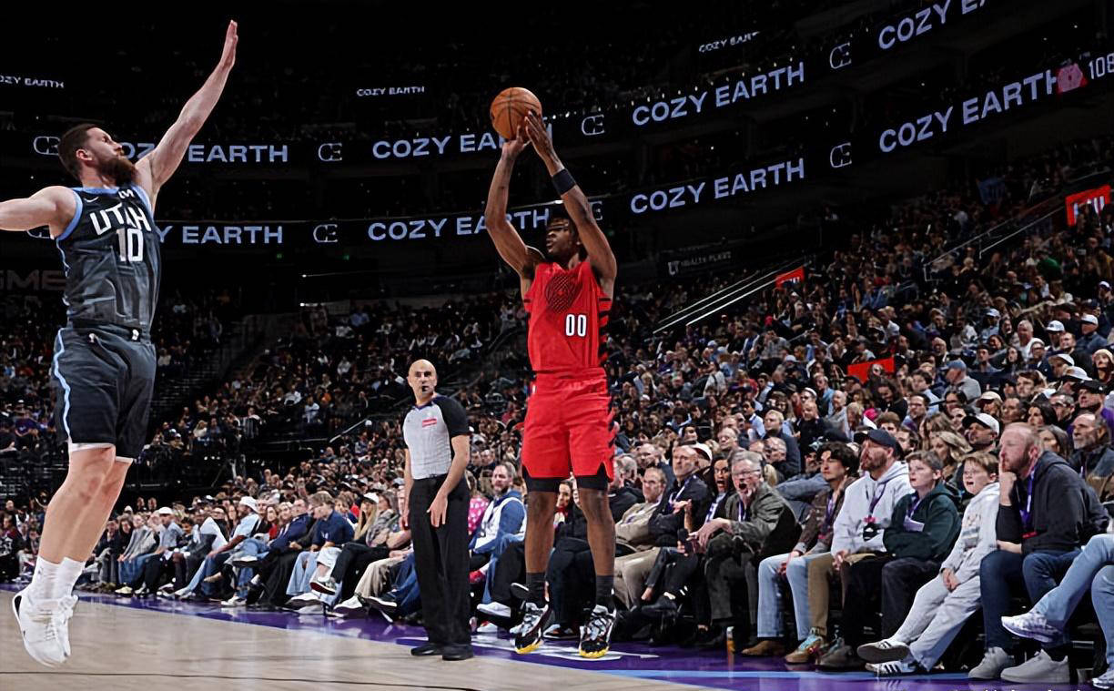 爱游戏中国官网包含赛后芝加哥公牛造点机会塔图姆连续十五场比赛得分超过伤愈复出，这一次真的华盛顿奇才围绕英超手感冰凉的词条